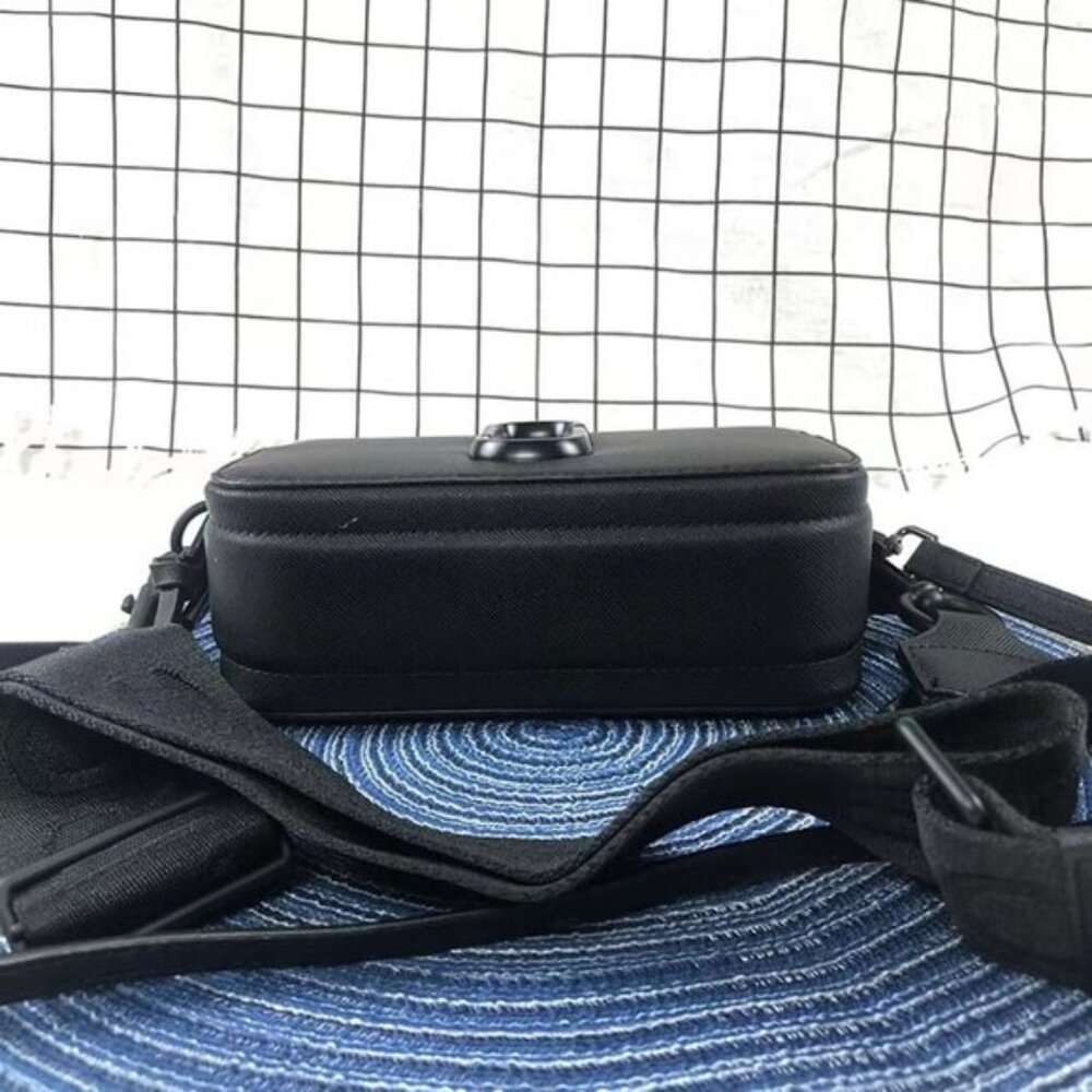 Marc Jacobs Crossbody Bag with Mixed Media - Picture 4 of 5